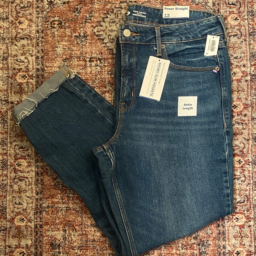 Old Navy Power Straight Jeans